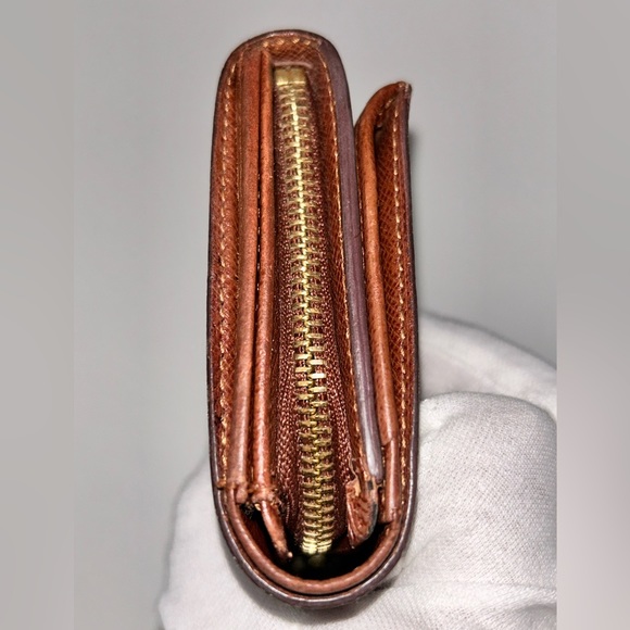 LOUIS VUITTON PORTE MONNAIE ZIP WALLET MONOGRAM - Picture 5 of 7